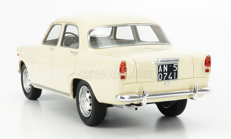Miniminiera Alfa romeo Giulietta Berlina Ii Series 1959 1:18 Beige