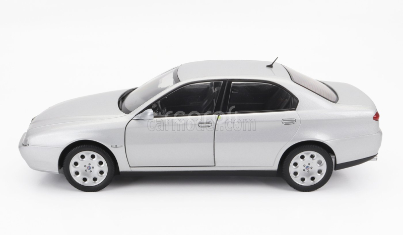 Mitica-diecast Alfa romeo 166 2.0 V6 Tb 1998 – Black Interior 1:18 Silver