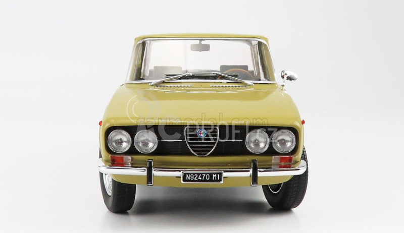 Mitica-diecast Alfa romeo 2000 Berlina 1971 1:18 Giallo Piper 116