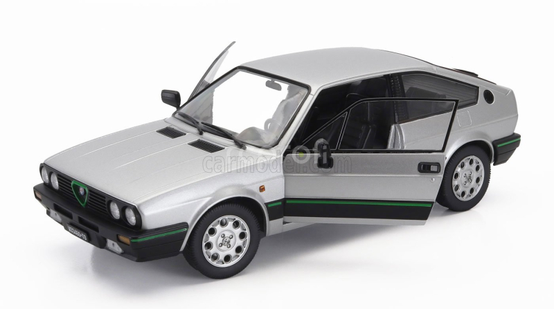 Mitica-diecast Alfa romeo Alfa Romeo Sprint 1.5 Quadrifoglio Verde 1983 1:18 Grigio Nisida Met Grey