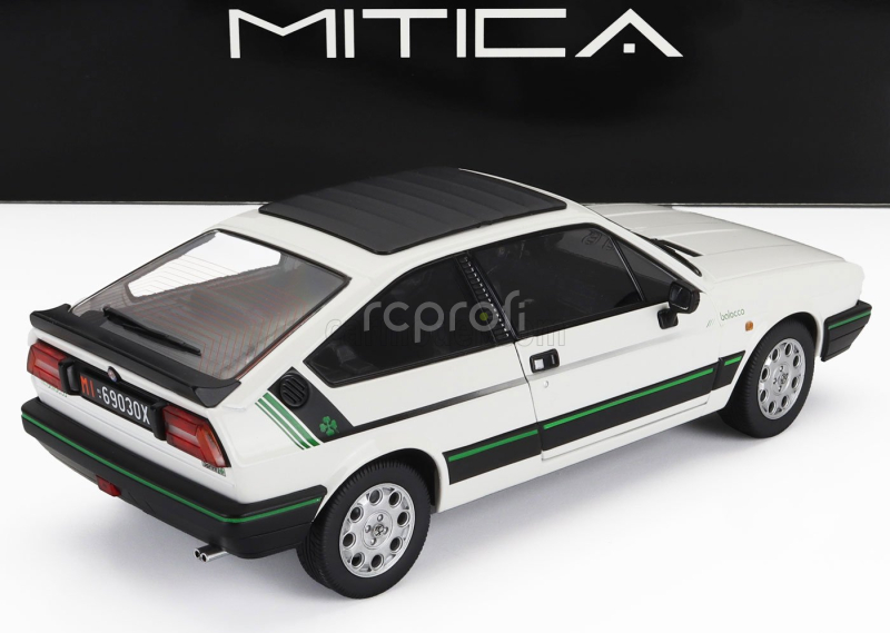 Mitica-diecast Alfa romeo Alfa Romeo Sprint 1.5 Quadrifoglio Verde Balocco 1984 1:18 Bianco Capodimonte - Bílá