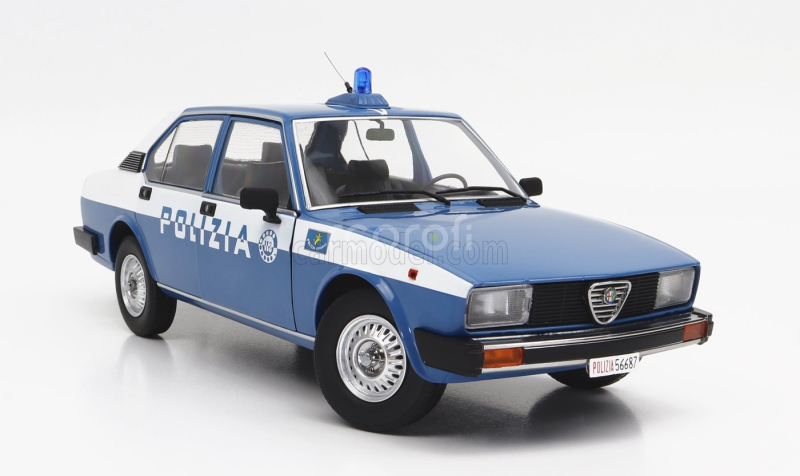 Mitica-diecast Alfa romeo Alfetta 2000 Polizia Stradale 1978 Police 1:18 Modrá Bílá