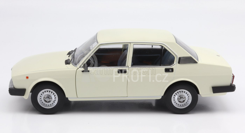 Mitica-diecast Alfa romeo Alfetta Berlina 2000l 1978 1:18 Ivory 103