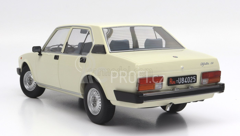 Mitica 1/18 Alfa Romeo Alfetta Berlina 2000L 1978 creme