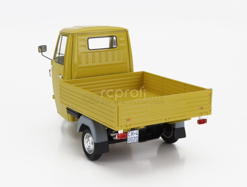 Mitica-diecast Piaggio Ape P501 Open 1979 - Con Vetrina - With Showcase 1:18 Giallo Texas