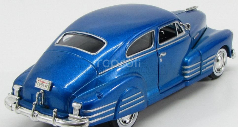 Motor-max Chevrolet Chevy Aerosedan Fleetline 1948 1:24 Blue Met