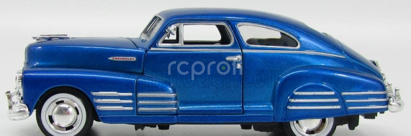 Motor-max Chevrolet Chevy Aerosedan Fleetline 1948 1:24 Blue Met