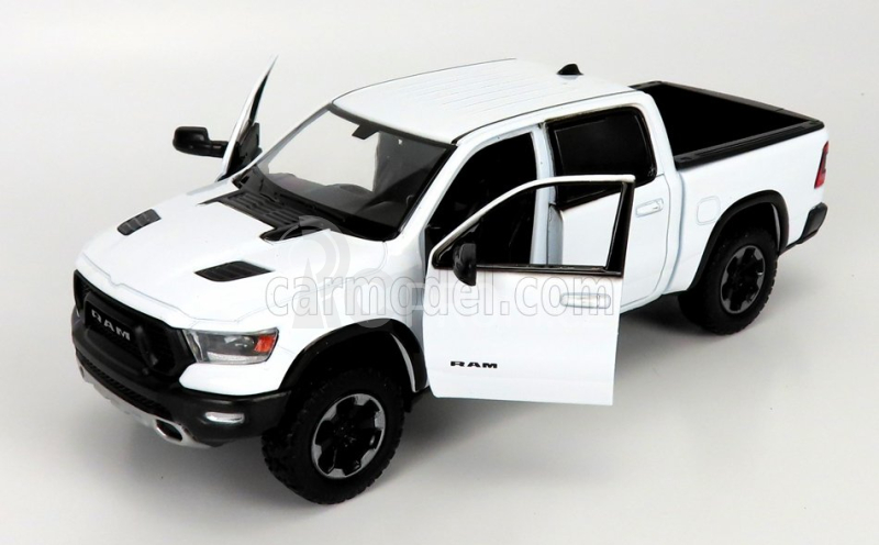 Motor-max Dodge Ram 1500 Double Cab Pick-up 2019 1:27 Bílá