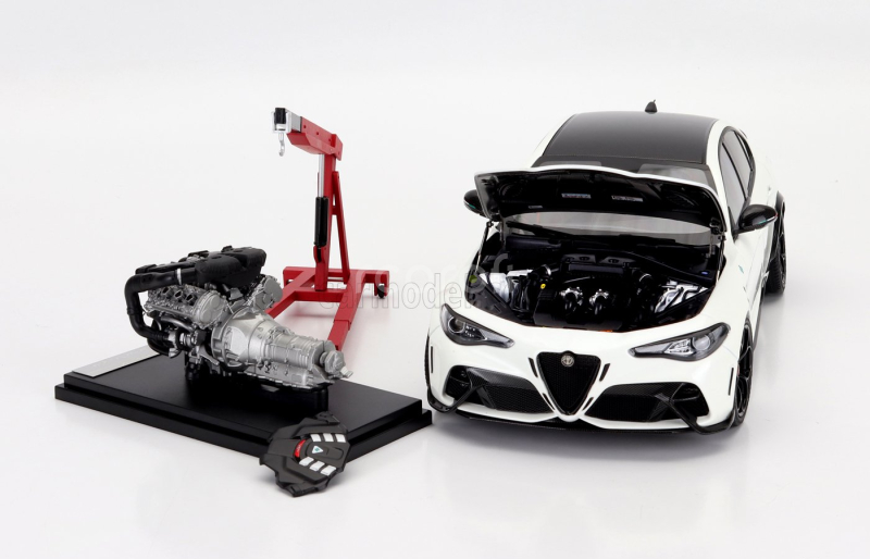 Motorhelix Alfa romeo Giulia Gta 2021 With Engine And Accessories - Full Openings 1:18 Bianco Trofeo White Met