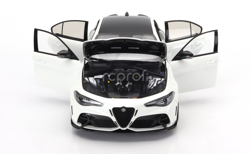 Motorhelix Alfa romeo Giulia Gta 2021 With Engine And Accessories - Full Openings 1:18 Bianco Trofeo White Met