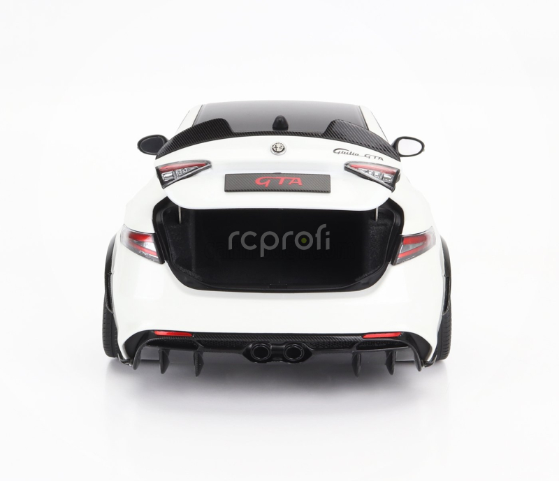 Motorhelix Alfa romeo Giulia Gta 2021 With Engine And Accessories - Full Openings 1:18 Bianco Trofeo White Met