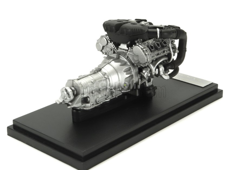 Motorhelix Alfa romeo Giulia Gtam With Engine And Accessories 2021 1:18 M O N T R E A L Green Met
