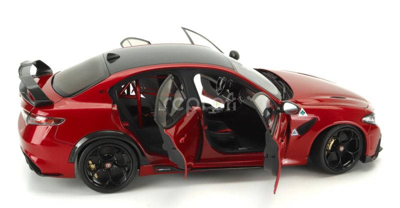 Motorhelix Alfa romeo Giulia Gtam With Engine And Accessories 2021 1:18 Red Met