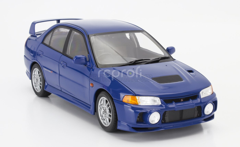 Motorhelix Mitsubishi Lancer Evo Iv With Engine And Accessories 1999 1:18 Blue
