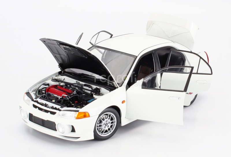 Motorhelix Mitsubishi Lancer Evo Iv With Engine And Accessories 1999 1:18 Scotia White