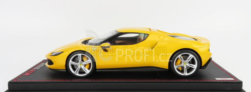 Mr-models Ferrari 296 Gtb Hybrid 830hp V6 2021 - Con Vetrina - With Showcase 1:18 Giallo Tristrato - Žlutý Met