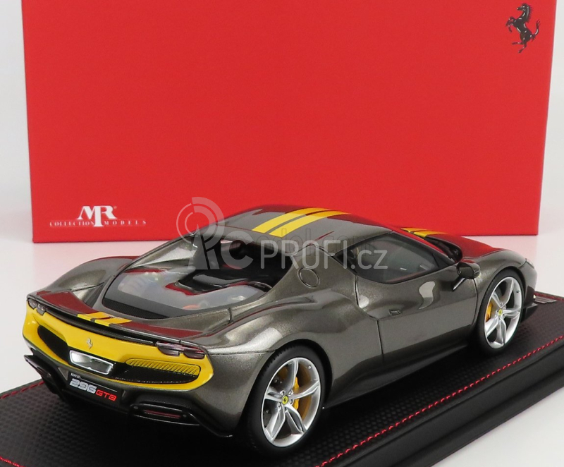 Mr-models Ferrari 296 Gtb Hybrid 830hp V6 Assetto Fiorano 2021 - Con Vetrina - With Showcase 1:18 Šedá Žlutá