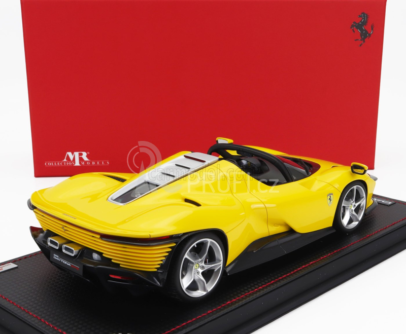 Mr-models Ferrari Daytona Sp3 2022 - Con Vetrina - With Showcase 1:18 Giallo Modena - Žlutá