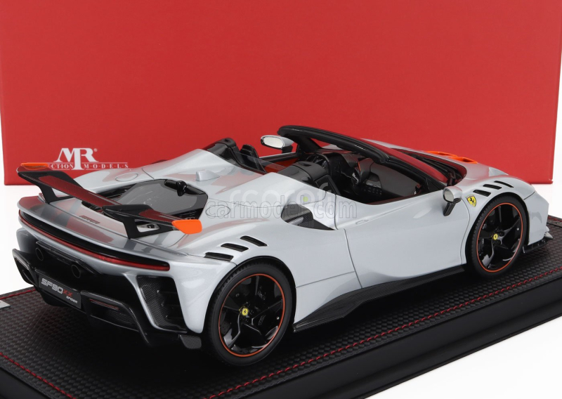 Mr-models Ferrari Sf90 Xx Stradale Spider 2024 - Con Vetrina - With Showcase 1:18 Bianco Artico - Bílá Met Oranžová Černá