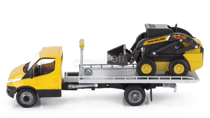 Newray Iveco fiat Daily Roll-off Pianale 2023 With Accessories + New Holland L228 Ruspa Gommata - Skid Steer Scraper Tractor 1:36 Žlutá Černá