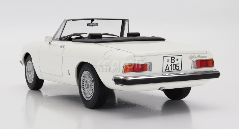 Norev Alfa romeo Duetto 2000 Spider 1978 1:18 Bílá