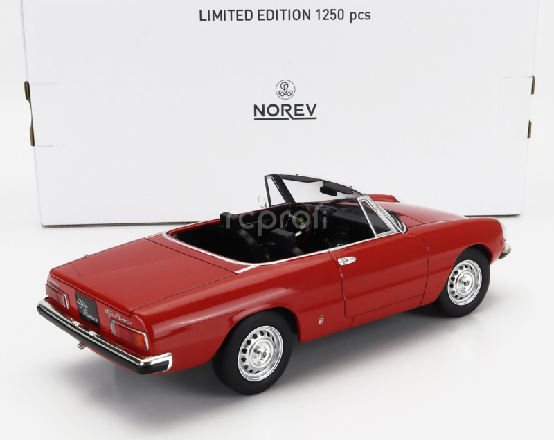 Norev Alfa romeo Duetto 2000 Spider 1978 1:18 Red