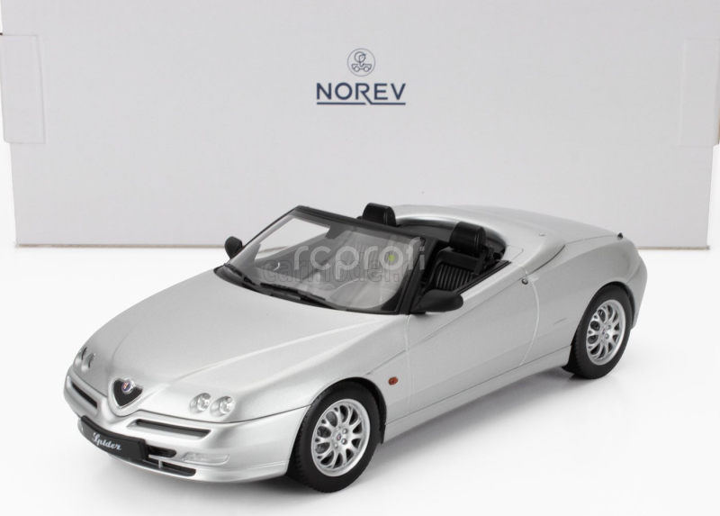 Norev Alfa romeo Spider 2.0 Twin Spark Cariolet Soft-top 1999 1:18 Silver