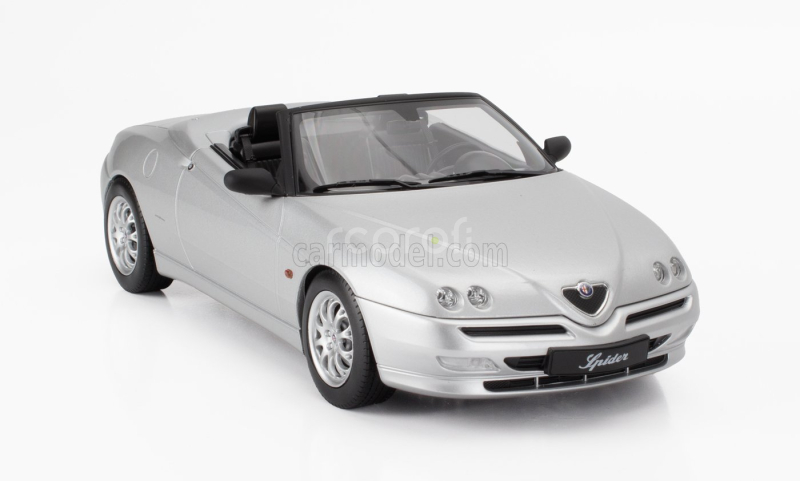 Norev Alfa romeo Spider 2.0 Twin Spark Cariolet Soft-top 1999 1:18 Silver