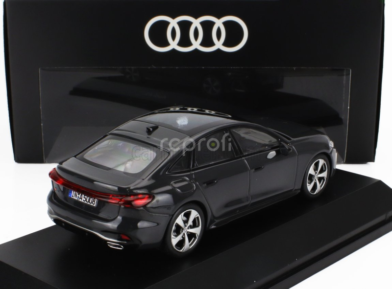Norev Audi A5 Limousine 2025 1:43 Magnetická Šedá