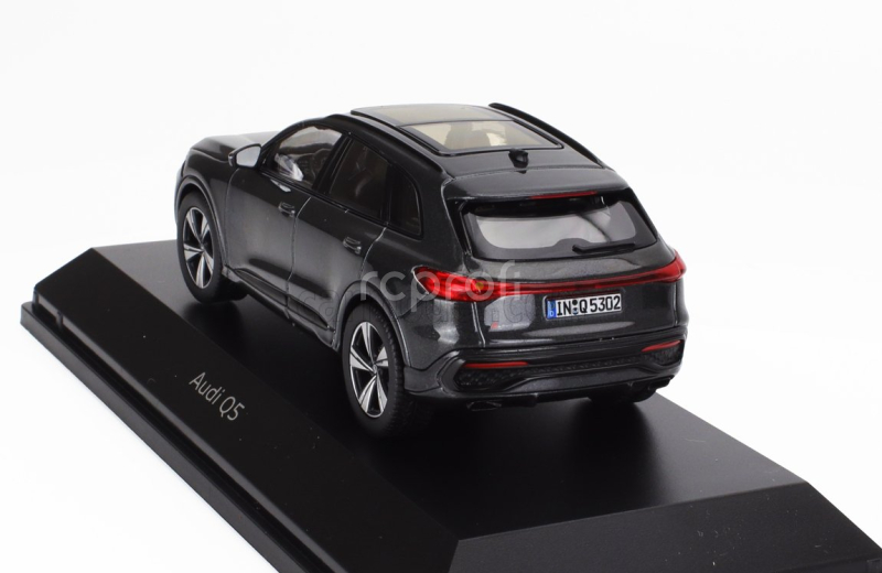 Norev Audi Q5 2025 1:43 Tambora Grey