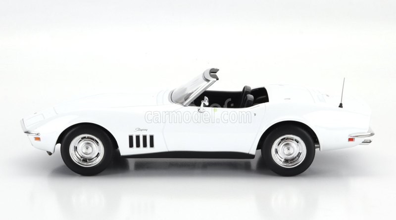 Norev Chevrolet Corvette Convertible 1969 1:18 Bílá