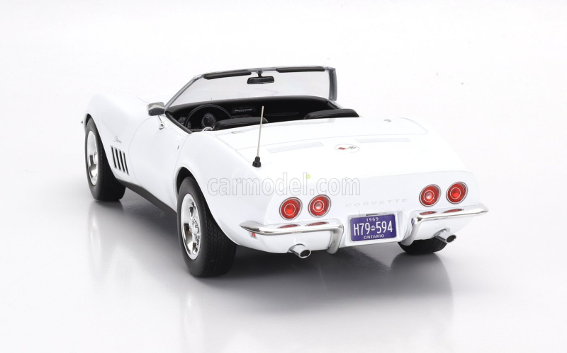 Norev Chevrolet Corvette Convertible 1969 1:18 Bílá