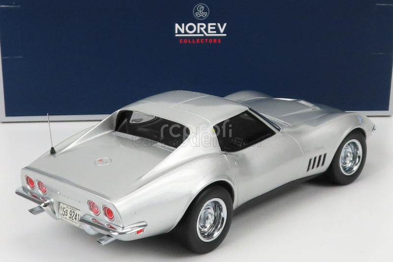 Norev Chevrolet Corvette Coupe 1969 1:18 Silver