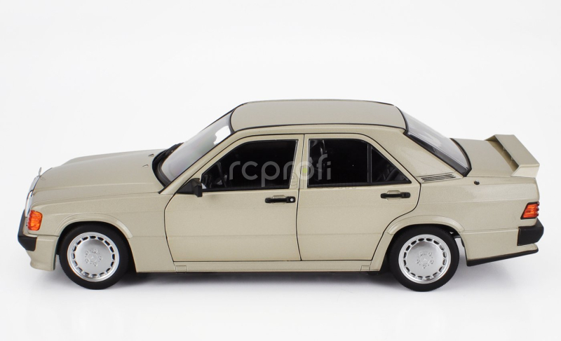 Norev Mercedes benz 190e 2.3 16v 1984 1:18 Kouřová Stříbrná Met