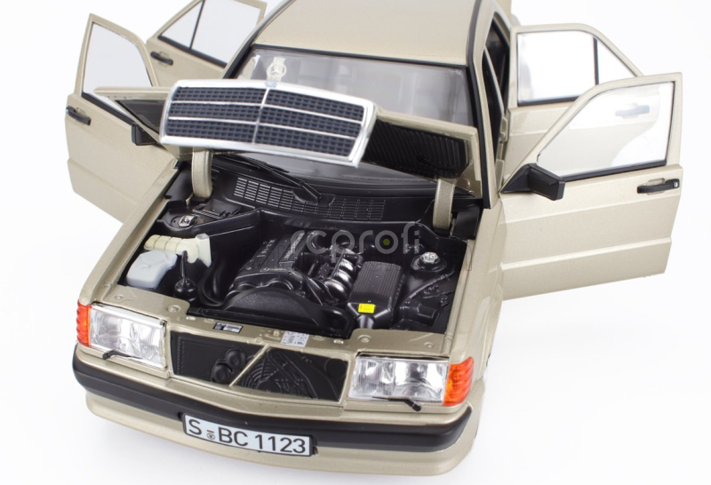 Norev Mercedes benz 190e 2.3 16v 1984 1:18 Kouřová Stříbrná Met