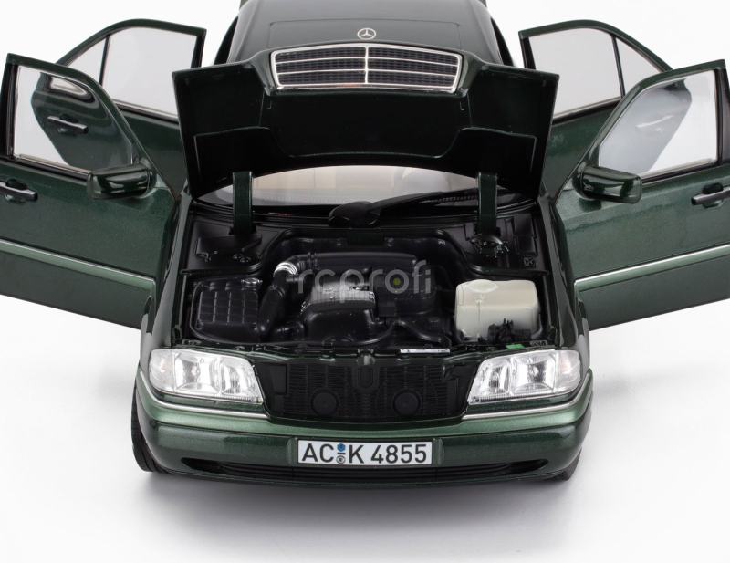 Norev Mercedes benz C-class C200 (w202) 1993 1:18 Zelená