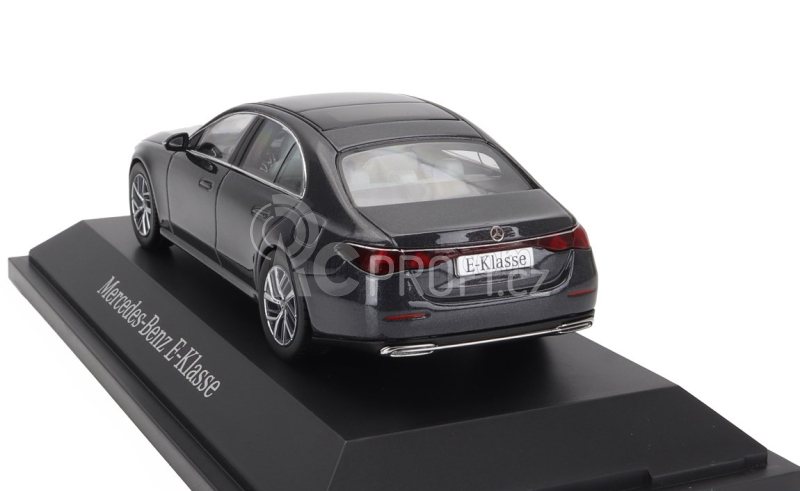 Norev Mercedes benz E-class (w214) 2024 1:43 Grafitová Šedá