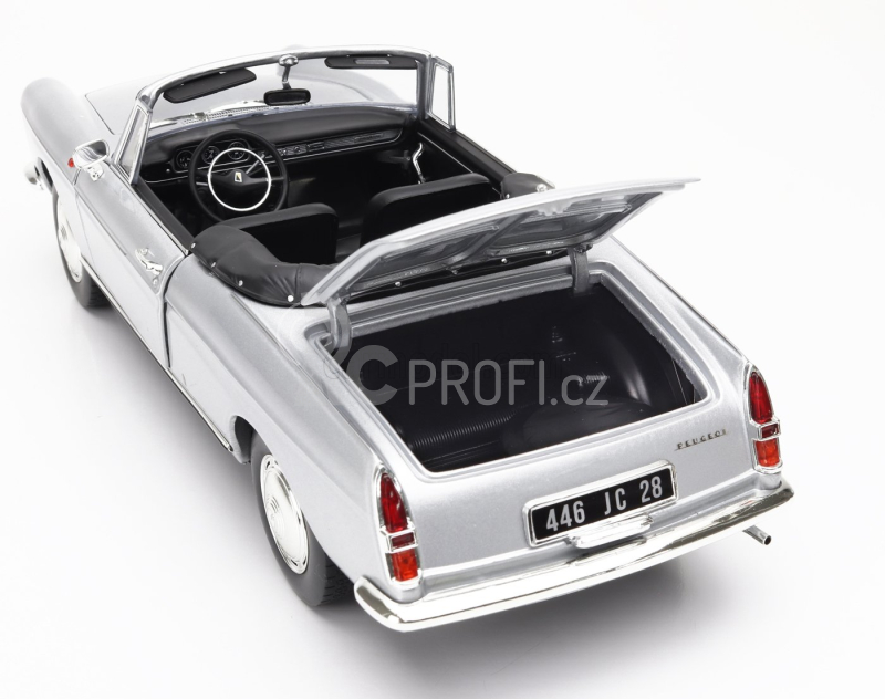Norev Peugeot 404 Cabriolet 1967 1:18 Silver