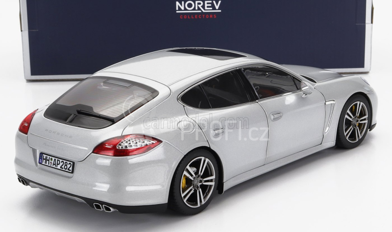 Norev Porsche Panamera Turbo 2009 1:18 Silver