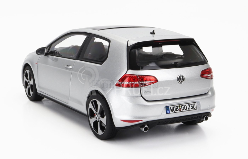 Norev Volkswagen Golf Vii Gti 2013 1:18 Reflex Silver