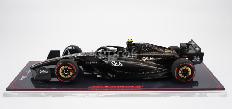 Nzg Alfa romeo F1  C43 Team Stake N 24 Las Vegas Usa Gp 2023 Guanyu Zhou - Con Vetrina - With Showcase 1:18 Černá Hnědá