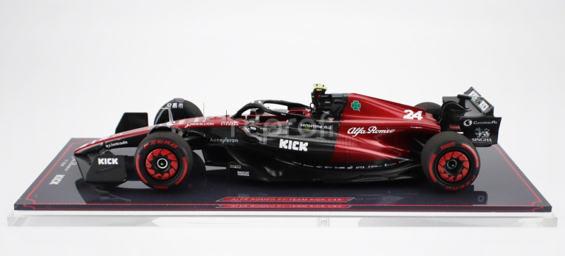 Nzg Alfa romeo F1  C43 Team Stake N 24 Spanish Gp 2023 Zhou Guanyu - Con Vetrina - With Showcase 1:18 Černá Červená