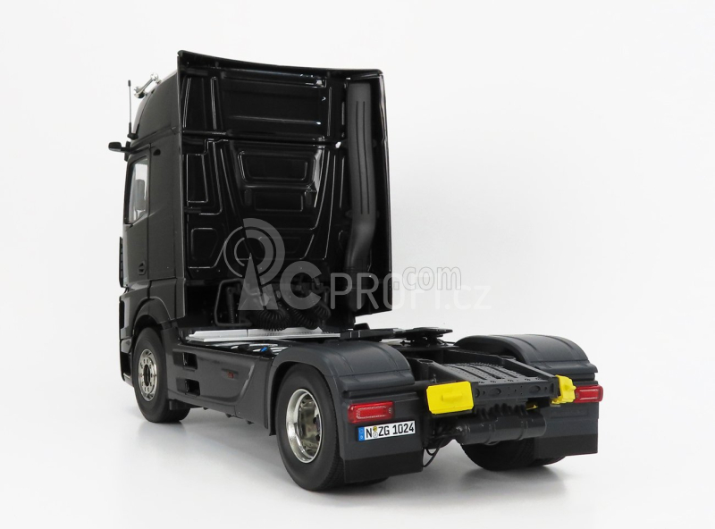Nzg Mercedes benz Actros 2 1863 Gigaspace 4x2 Mirrorcam Tractor Truck 2-assi 2018 1:18 Black