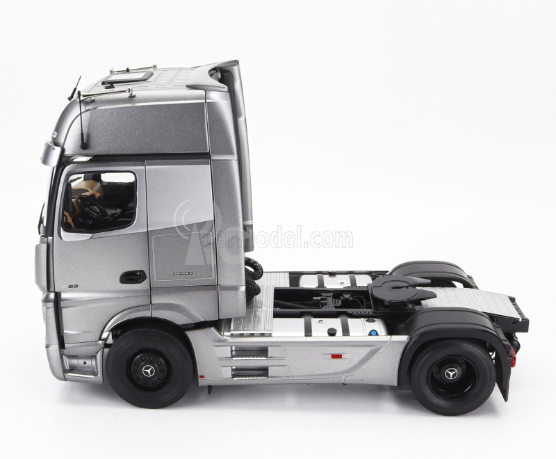 Nzg Mercedes benz Actros 2 1863 Gigaspace 4x2 Mirrorcam Tractor Truck 2-assi Edition 3 2020 1:18 Grey