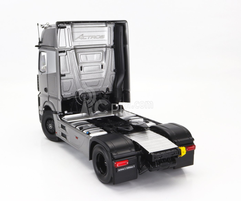 Nzg Mercedes benz Actros 2 1863 Gigaspace 4x2 Mirrorcam Tractor Truck 2-assi Edition 3 2020 1:18 Grey