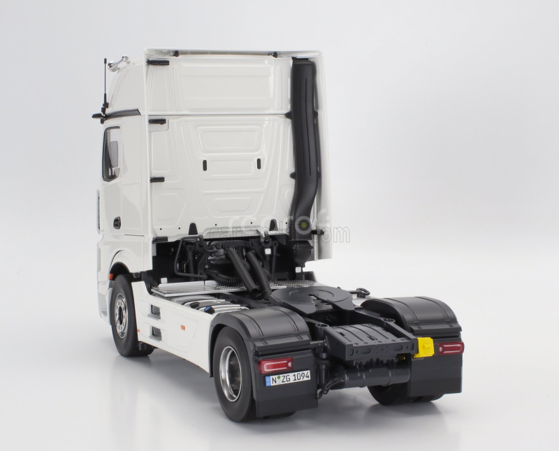Nzg Mercedes benz Actros L 1863 Gigaspace 4x2 Tractor Truck 2-assi 2023 1:18 Bílá