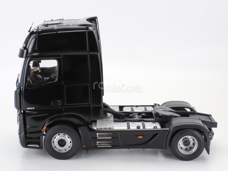 Nzg Mercedes benz Actros L 1863 Gigaspace 4x2 Tractor Truck 2-assi 2023 1:18 Black