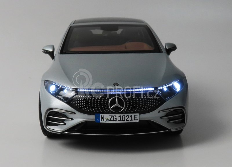 Nzg Mercedes benz Eqs Von Mercedes-eq 2022 1:18 Hightec Silver
