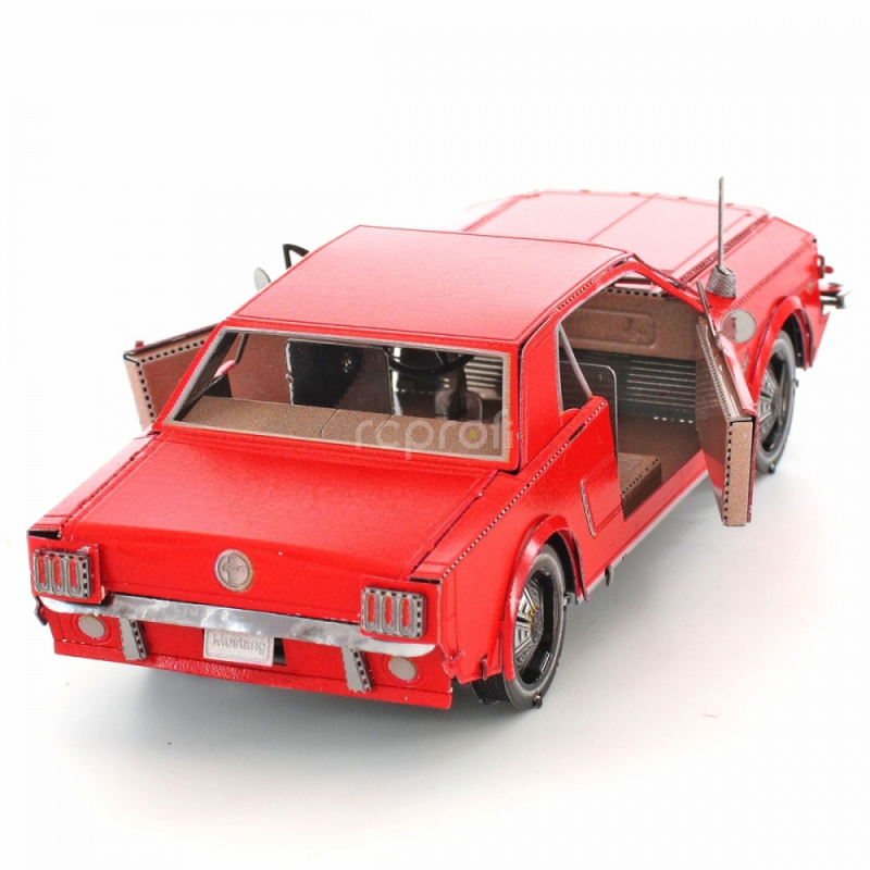 Ocelová stavebnice Ford 1965 Mustang, červená
