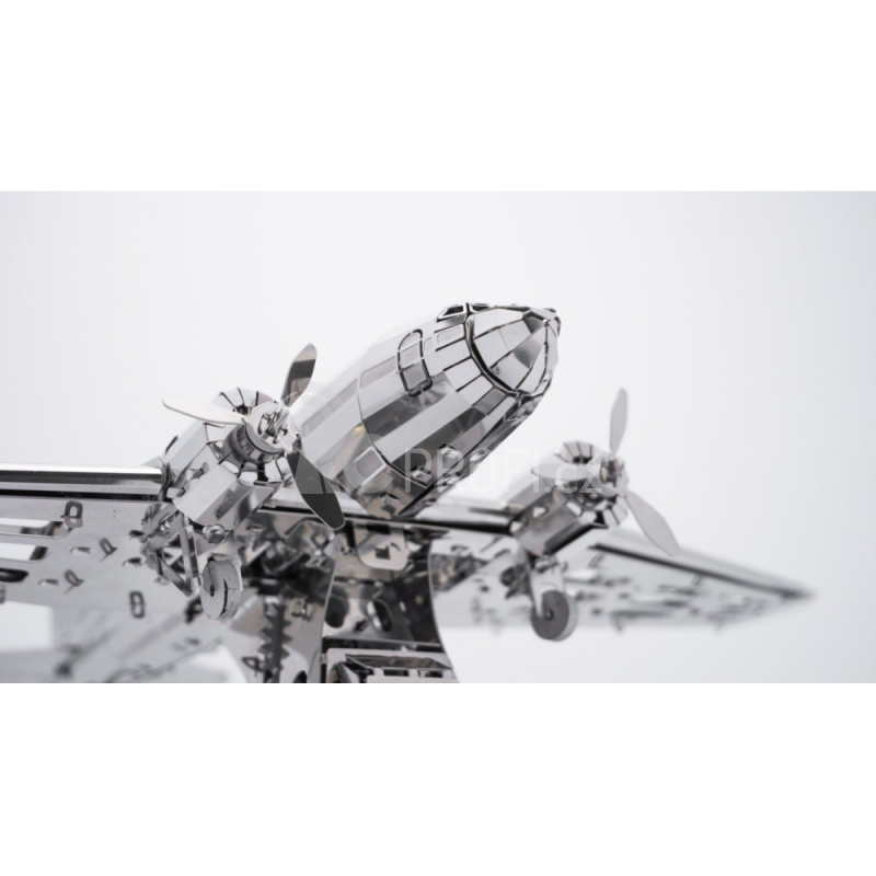 Ocelová stavebnice Remerkable Douglas DC-3